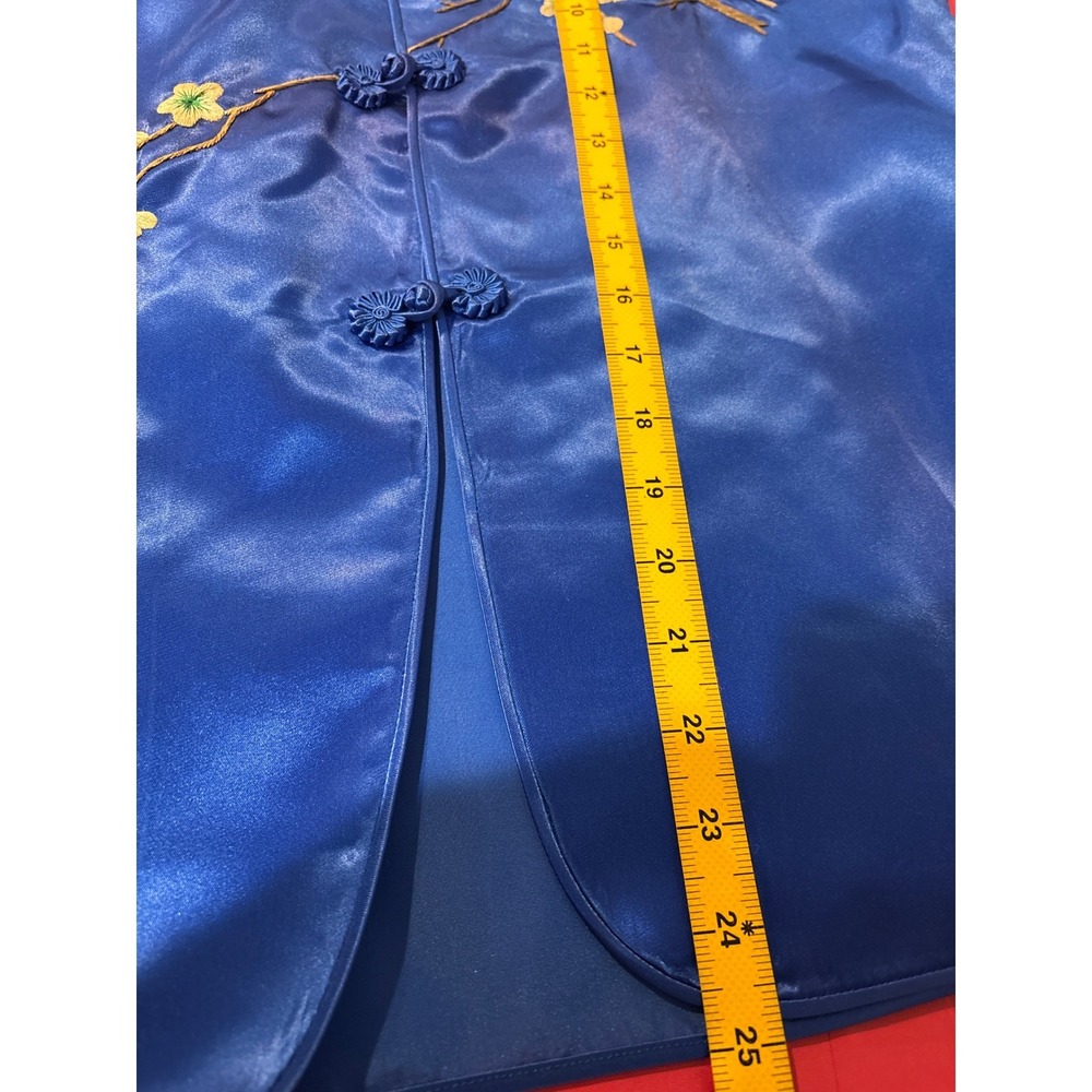 Central Handicraft Womens‎ Blue Floral Embroidered Satin Cheongsam Top M Silky - Picture 6 of 7